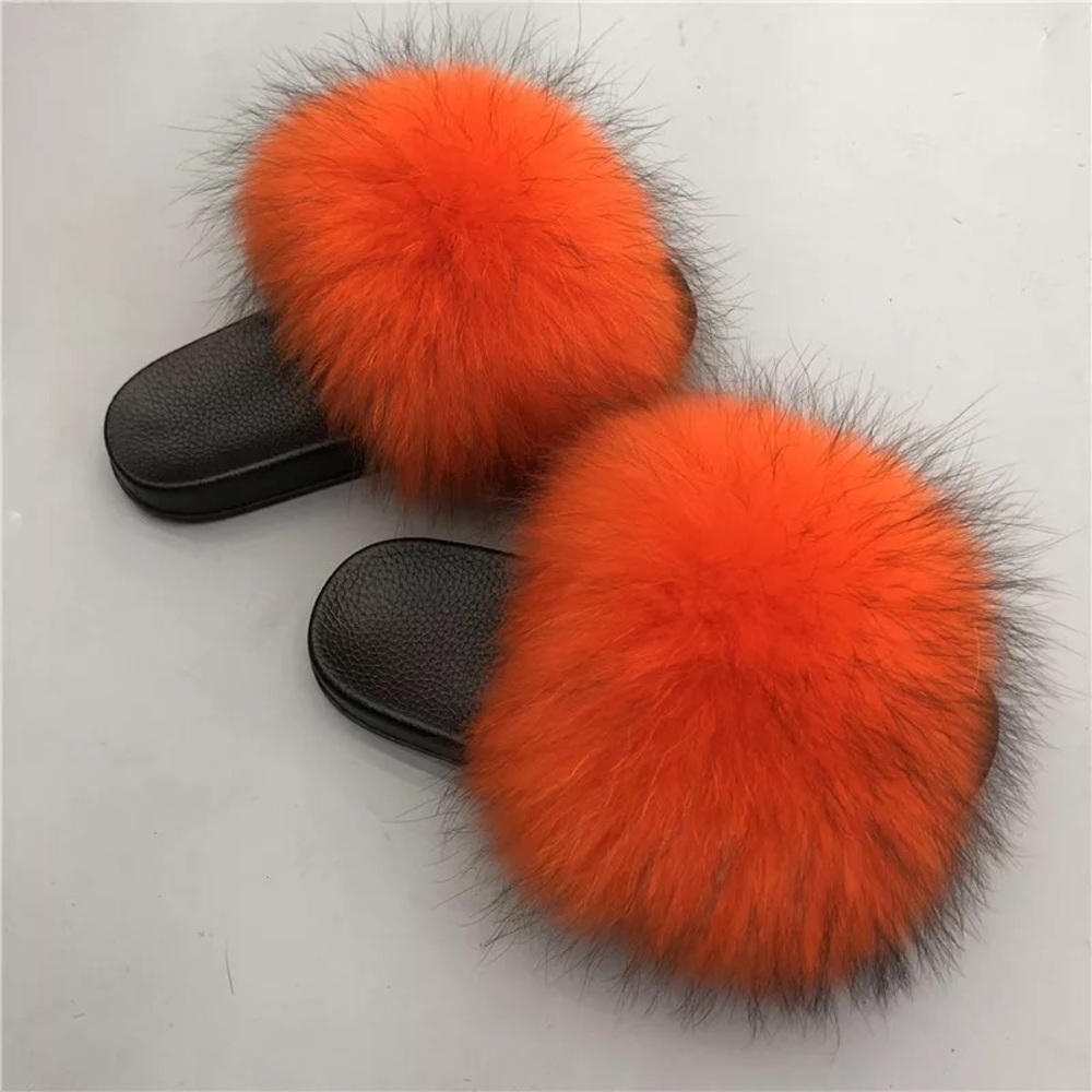 Skunie fox fur slides